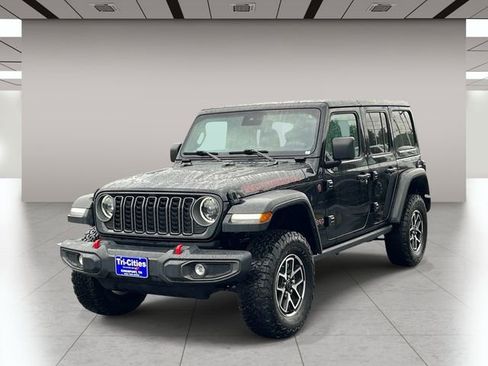 Used 2025 Jeep Wrangler Unlimited Rubicon AWD/4WD image 8