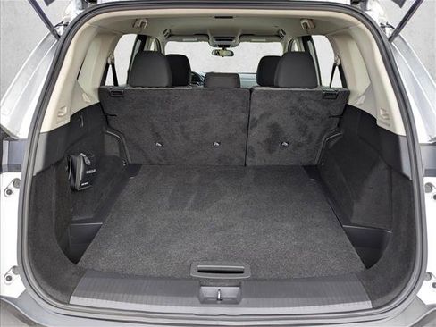 Used 2022 Nissan Rogue SV AWD/4WD image 6