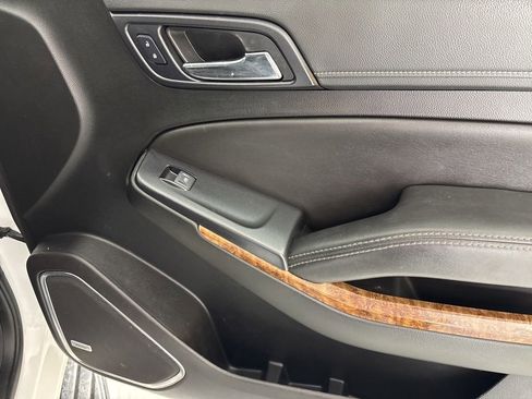 Used 2019 Chevrolet Suburban Premier w/ RST 6.2L Performance Edition image 16