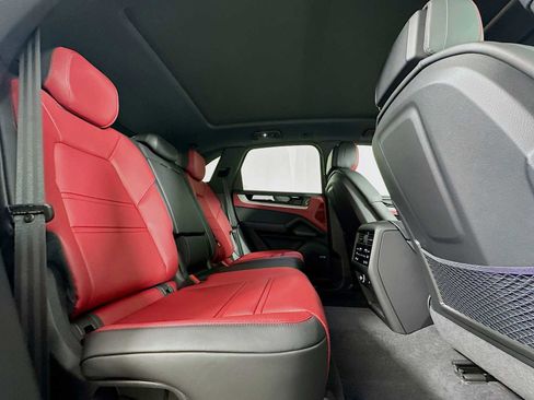 New 2026 Porsche Cayenne AWD/4WD image 27