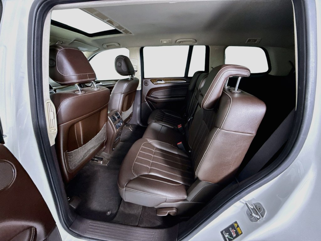 Used 2017 Mercedes-Benz GLS 450 4MATIC image 21