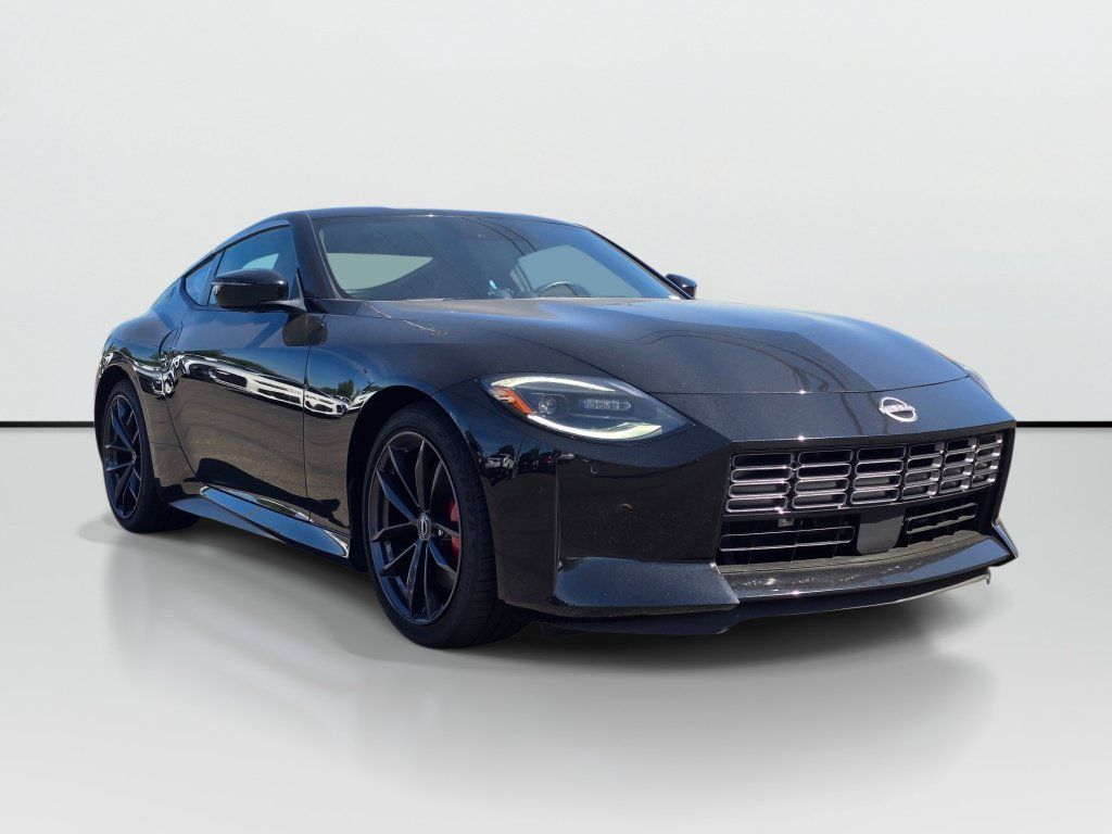 Used 2024 Nissan Z Performance w/ Floor Mat Package RWD image 7