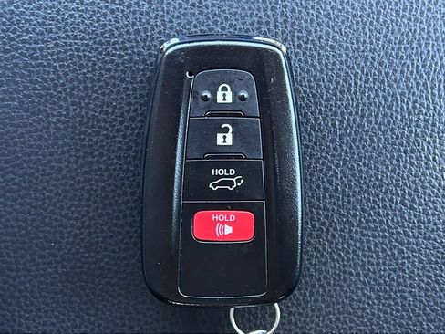 Used 2024 Toyota RAV4 XLE w/ Convenience Package AWD/4WD image 29