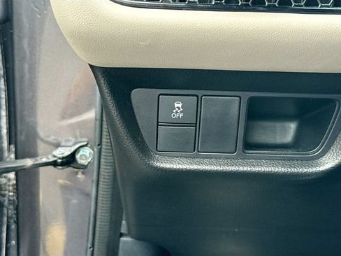 Used 2024 Honda HR-V EX-L image 10