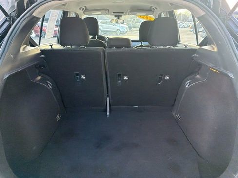 Used 2021 Nissan Kicks S image 28