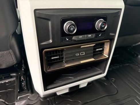 Used 2024 GMC Hummer EV 3X w/ LPO, Illumination Package AWD/4WD image 23