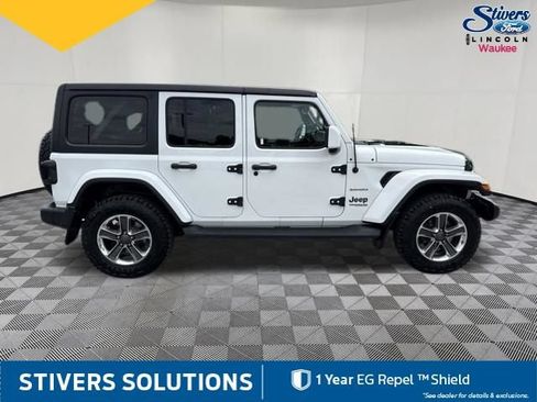 Used 2020 Jeep Wrangler Unlimited Sahara AWD/4WD image 5