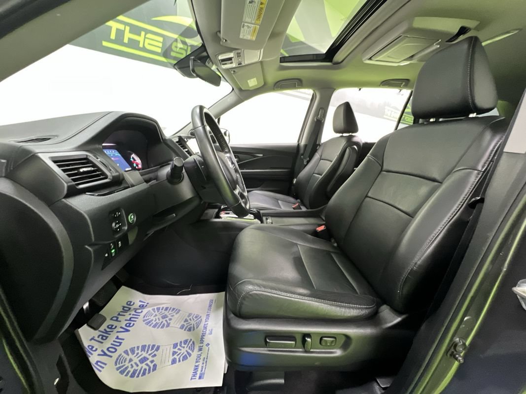 Used 2021 Honda Pilot Touring image 17