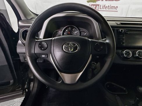 Used 2016 Toyota RAV4 LE AWD/4WD image 18