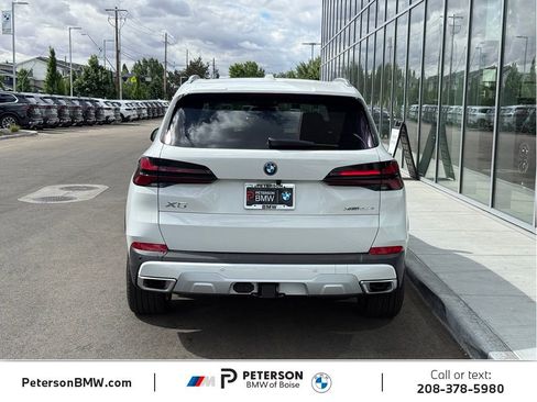 New 2026 BMW X5 xDrive50e AWD/4WD image 4