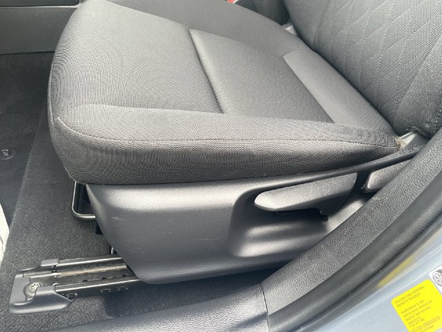 Used 2025 Toyota Corolla LE FWD image 16