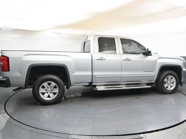 Used 2018 GMC Sierra 1500 SLE w/ SLE Value Package AWD/4WD image 6