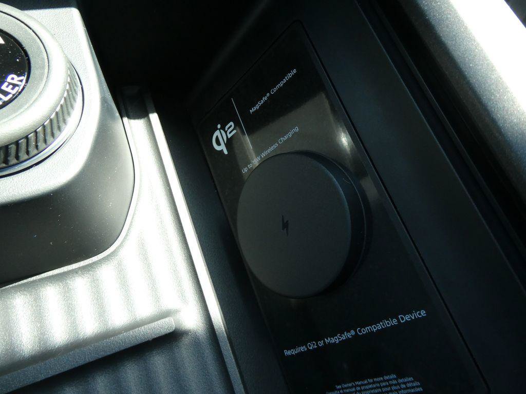 New 2027 Ford Expedition Platinum w/ Stealth Appearance Package AWD/4WD image 24