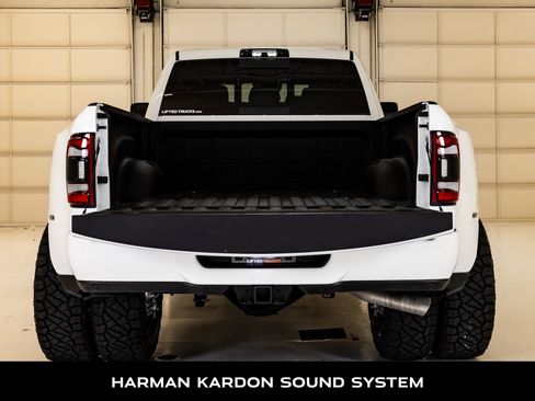 Used 2024 RAM 3500 Laramie w/ Night Edition AWD/4WD image 9