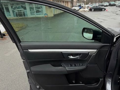 Used 2020 Honda CR-V LX image 9