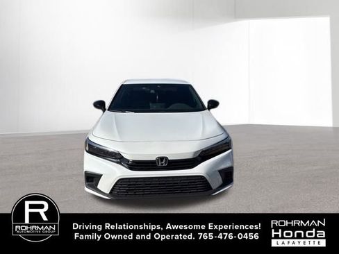 Used 2023 Honda Civic Sport image 2