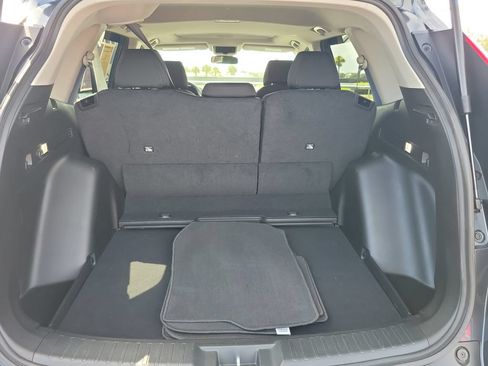Used 2024 Honda CR-V EX image 9