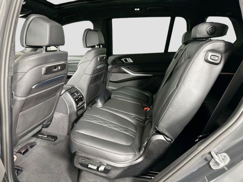 Used 2026 BMW X7 M60i image 16