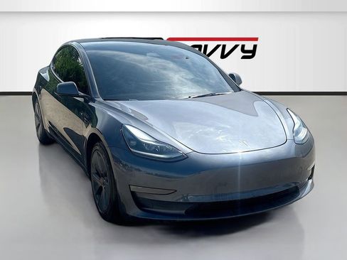 Used 2023 Tesla Model 3 Standard Range RWD image 1