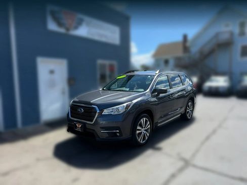 Used 2020 Subaru Ascent Limited w/ Technology Package AWD/4WD image 4