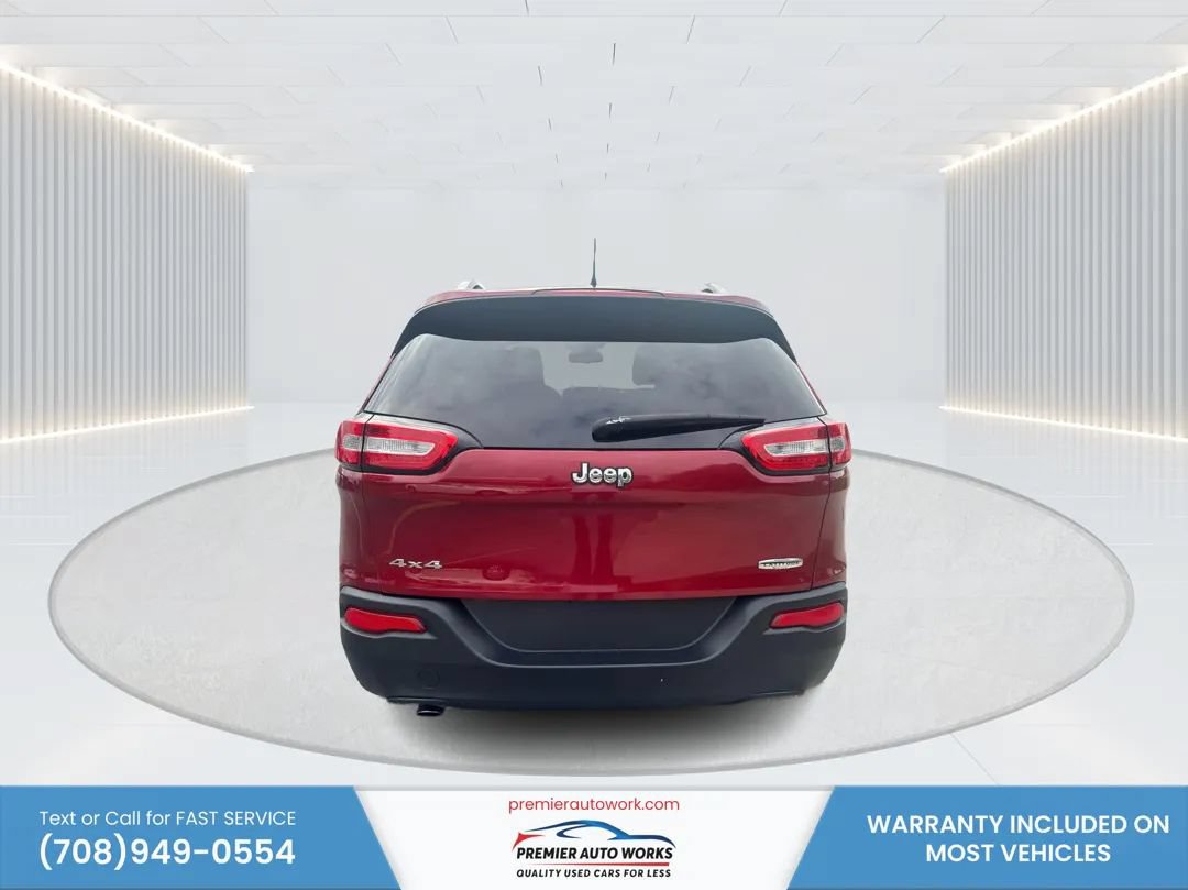 Used 2014 Jeep Cherokee Latitude AWD/4WD image 5