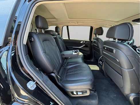 Used 2023 BMW X7 xDrive40i AWD/4WD image 48
