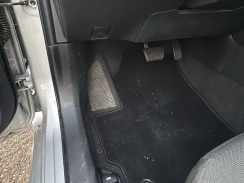 Used 2024 Toyota Corolla LE FWD image 12