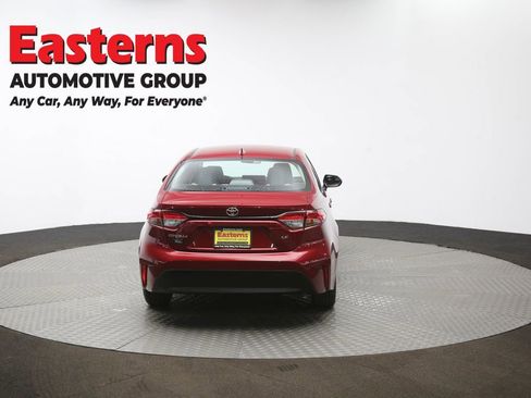 Used 2025 Toyota Corolla LE FWD image 36