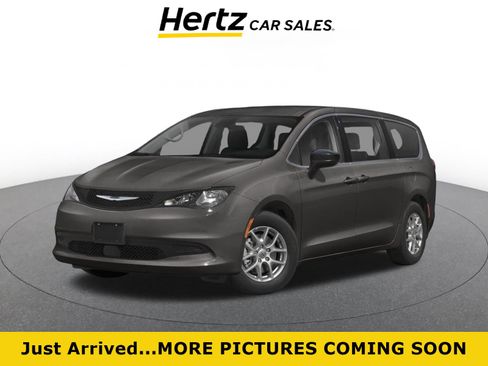 Used 2023 Chrysler Voyager LX FWD image 1