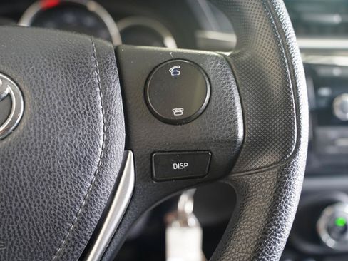 Used 2015 Toyota Corolla L FWD image 16