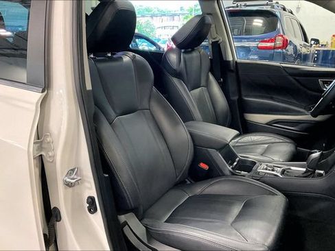 Used 2023 Subaru Forester Limited AWD/4WD image 7