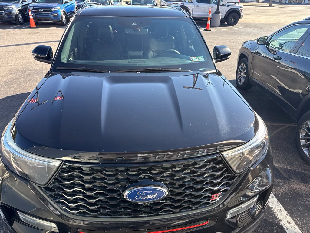 Used 2020 Ford Explorer ST w/ Premium Technology Package AWD/4WD image 2