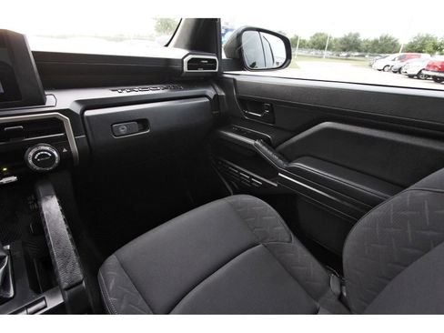 Used 2024 Toyota Tacoma SR RWD image 13