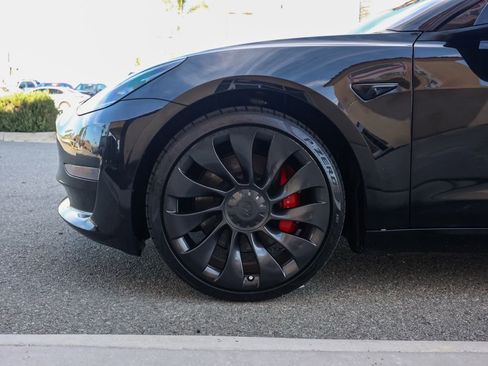 Used 2023 Tesla Model 3 Performance image 11