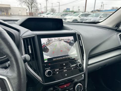 Used 2020 Subaru Forester Limited image 33