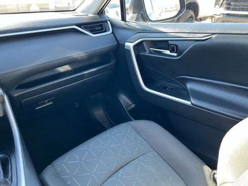 Used 2024 Toyota RAV4 XLE image 10