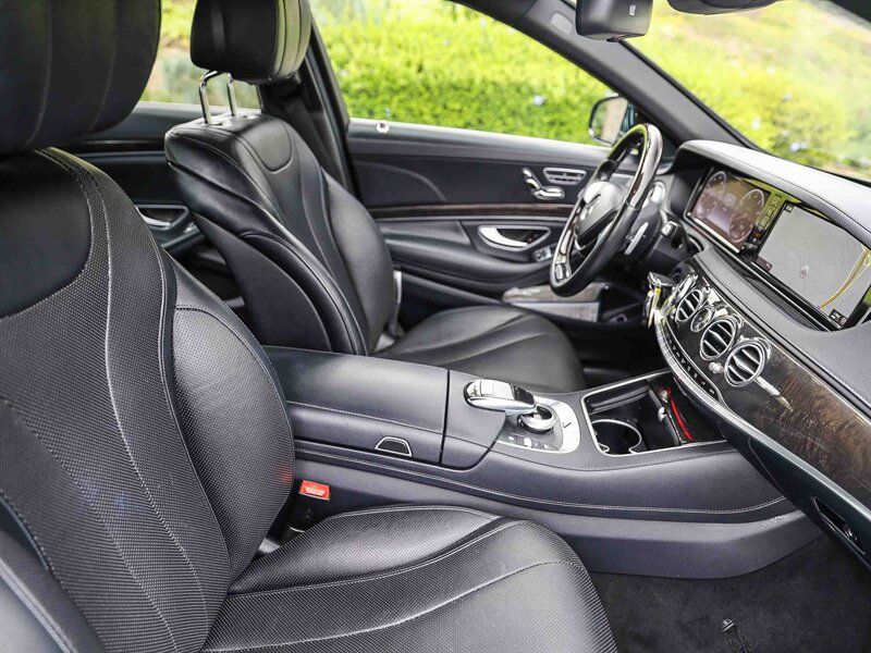 Used 2016 Mercedes-Benz S 550 Sedan image 24