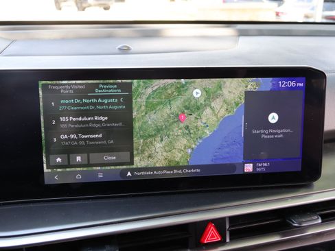 Used 2025 Kia Sorento S w/ Panoramic Sunroof Package FWD image 21