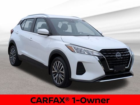 Certified 2023 Nissan Kicks SV FWD image 4