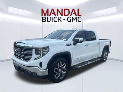 Used 2024 GMC Sierra 1500 SLT w/ SLT Premium Package