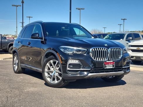 Used 2019 BMW X5 xDrive40i w/ Premium Package 2 image 2