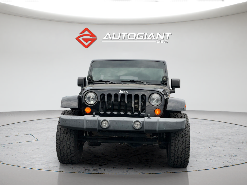 Used 2012 Jeep Wrangler Unlimited Rubicon w/ Dual Top Group AWD/4WD image 13