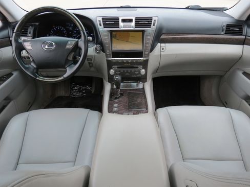 Used 2011 Lexus LS 460 image 13