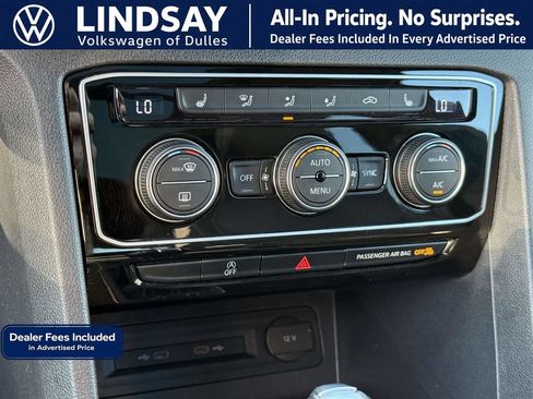Used 2023 Volkswagen Atlas Cross Sport SEL R-Line AWD/4WD image 19