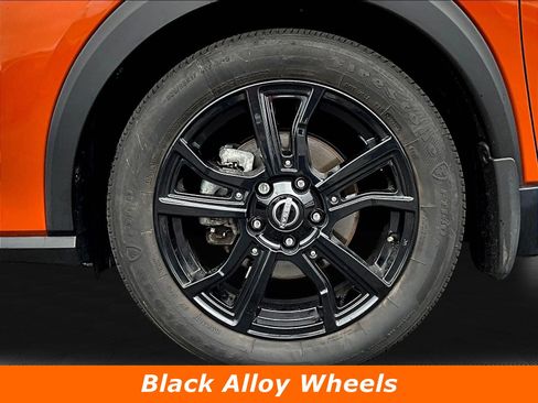 Certified 2023 Nissan Kicks SR w/ SR Premium Package FWD image 33
