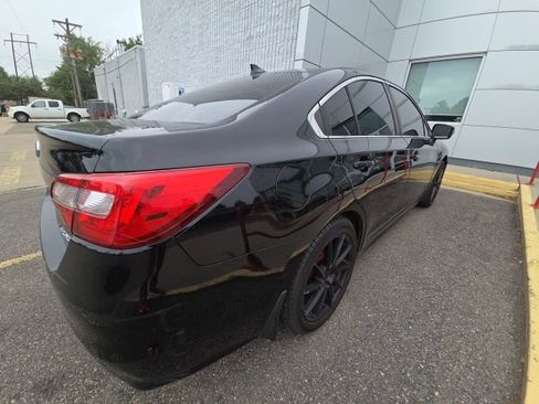 Used 2016 Subaru Legacy 2.5i Limited AWD/4WD image 3