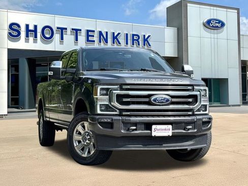 Used 2020 Ford F250 Platinum AWD/4WD image 1