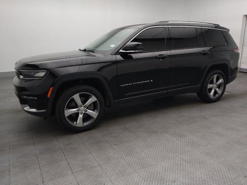 Used 2021 Jeep Grand Cherokee L Limited w/ Luxury Tech Group II AWD/4WD image 2