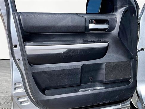 Used 2019 Toyota Tundra SR5 w/ SR5 Upgrade Package image 18