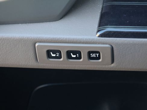 Certified 2021 Lexus GX 460 Luxury w/ Accessory Package image 14